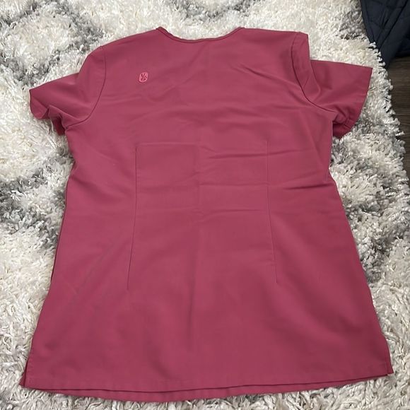 Figs Special Edition Breast Cancer Set XS - Picture 4 of 16